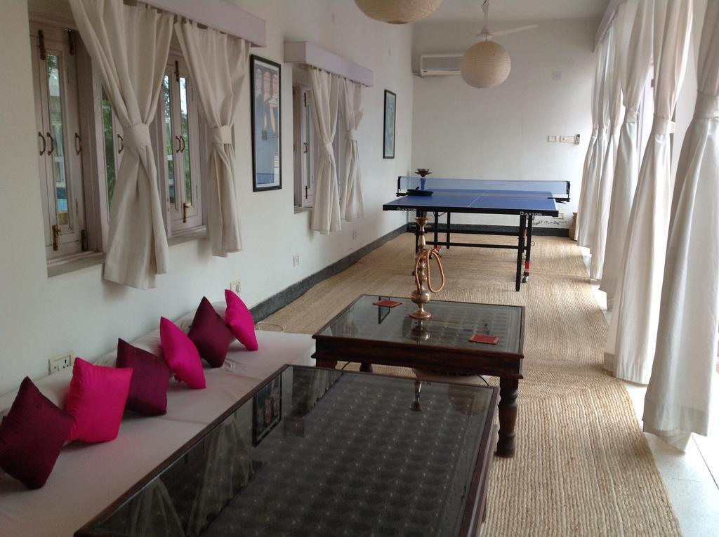 Savista Retreat Hotel Джайпур Екстериор снимка